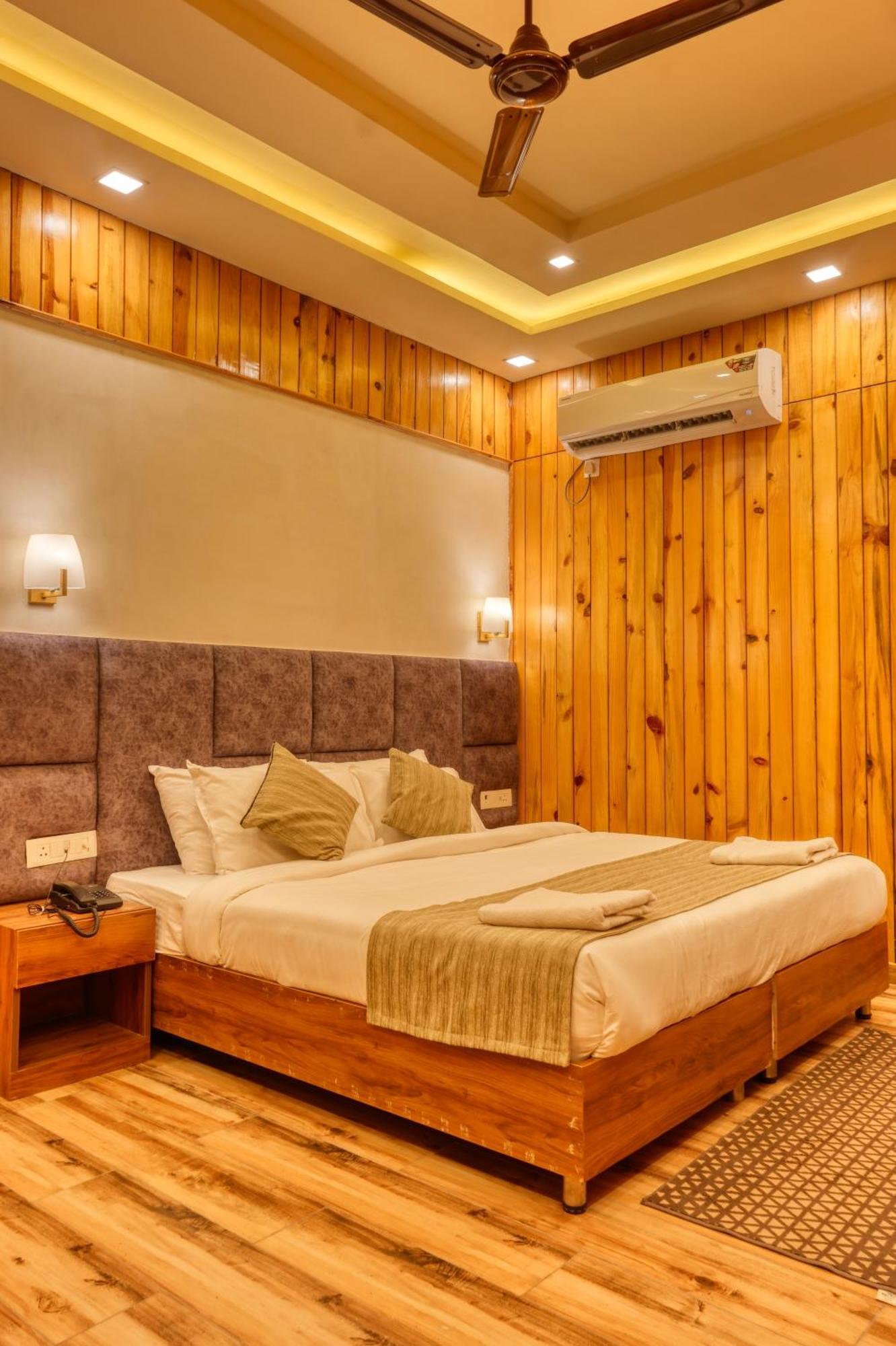 Qcent Woods Resort & Spa, Rishīkesh 外观 照片