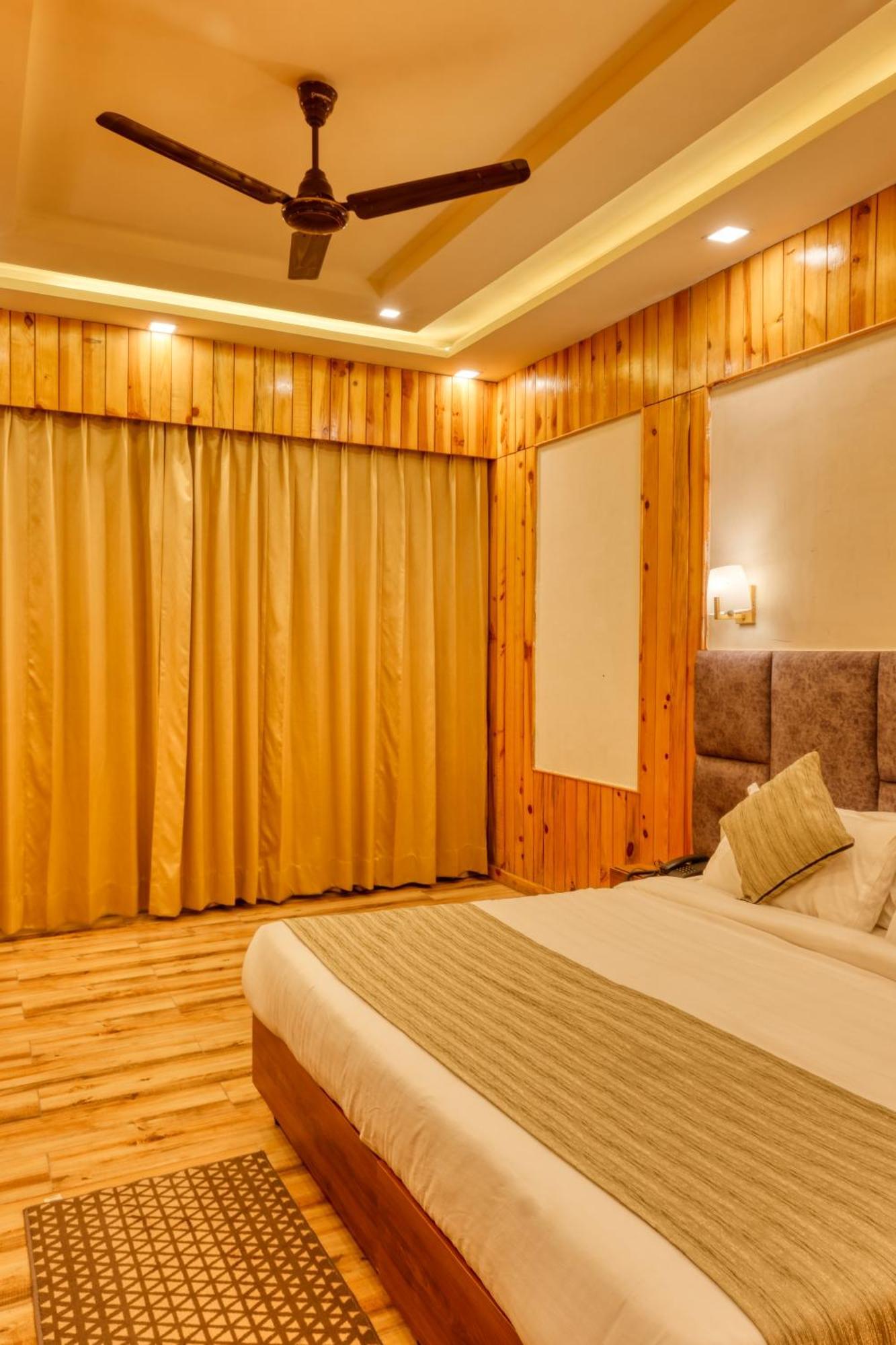 Qcent Woods Resort & Spa, Rishīkesh 外观 照片